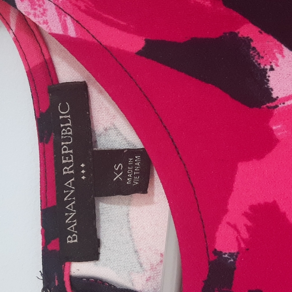 Pink Abstract Design Dress with Flare Sleeves - Picture 5 of 6